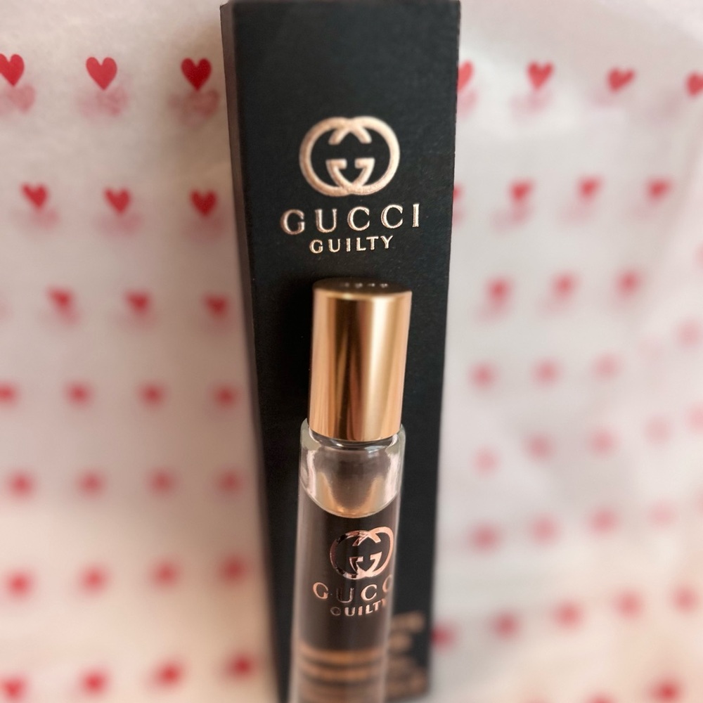 Gucci Guilty Rollerball Perfume - Black & Rose Gold Box—Femme
